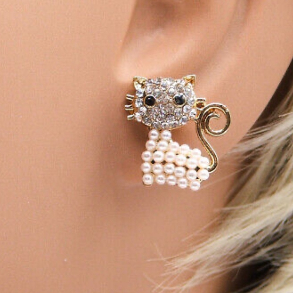 Adorable Sparkling Cat Stud Earrings -Gold Tone Rhinestone & Pearl Kitty Jewelry